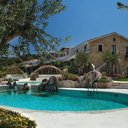 Pulicinu 4* Baja Sardinia