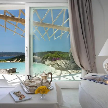 Pulicinu 4* Baja Sardinia