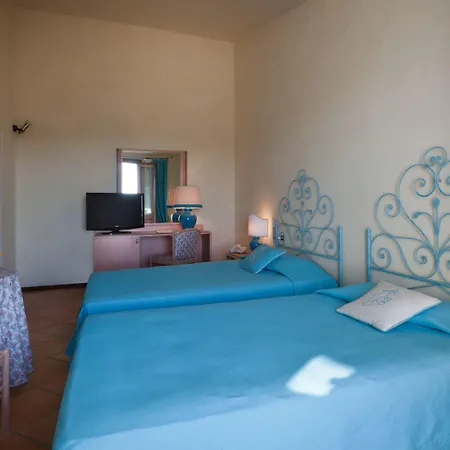Pulicinu Hotell Baja Sardinia