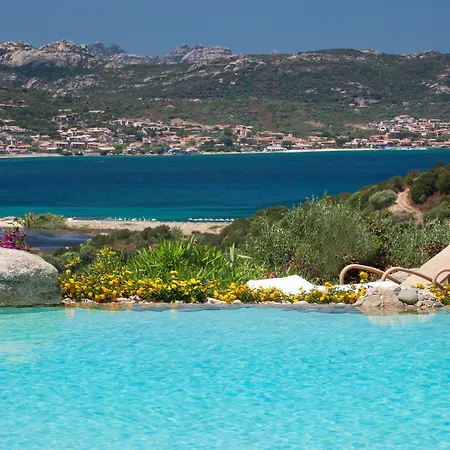 Pulicinu 4* Baja Sardinia