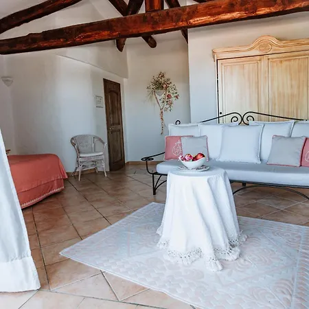 Hotel Pulicinu Baja Sardinia