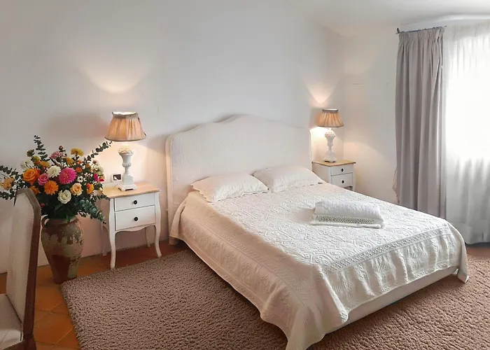 Pulicinu فندق بايا سردينيا